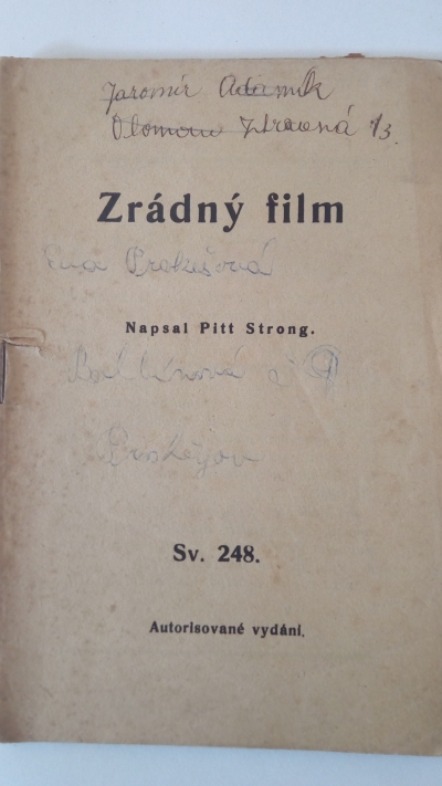 Zrádný film