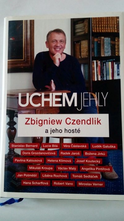 Uchem jehly