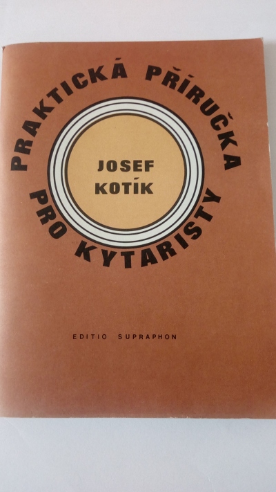 Praktická příručka pro kytaristy – akordy, hmaty, taneční rytmy