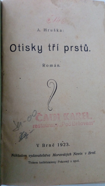 Otisky tří prstů